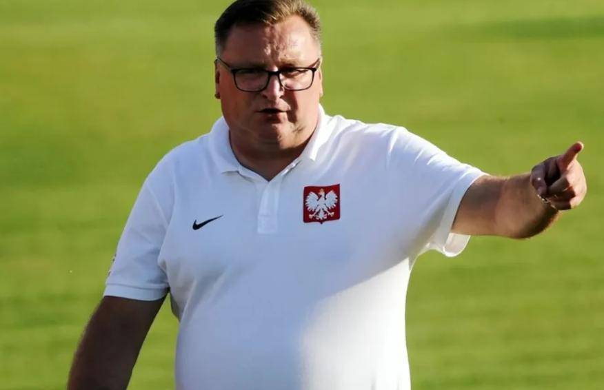 先稳住再图, 进攻端套路, 对中国足球 先稳住再图, 进攻端套路, 对中国足球