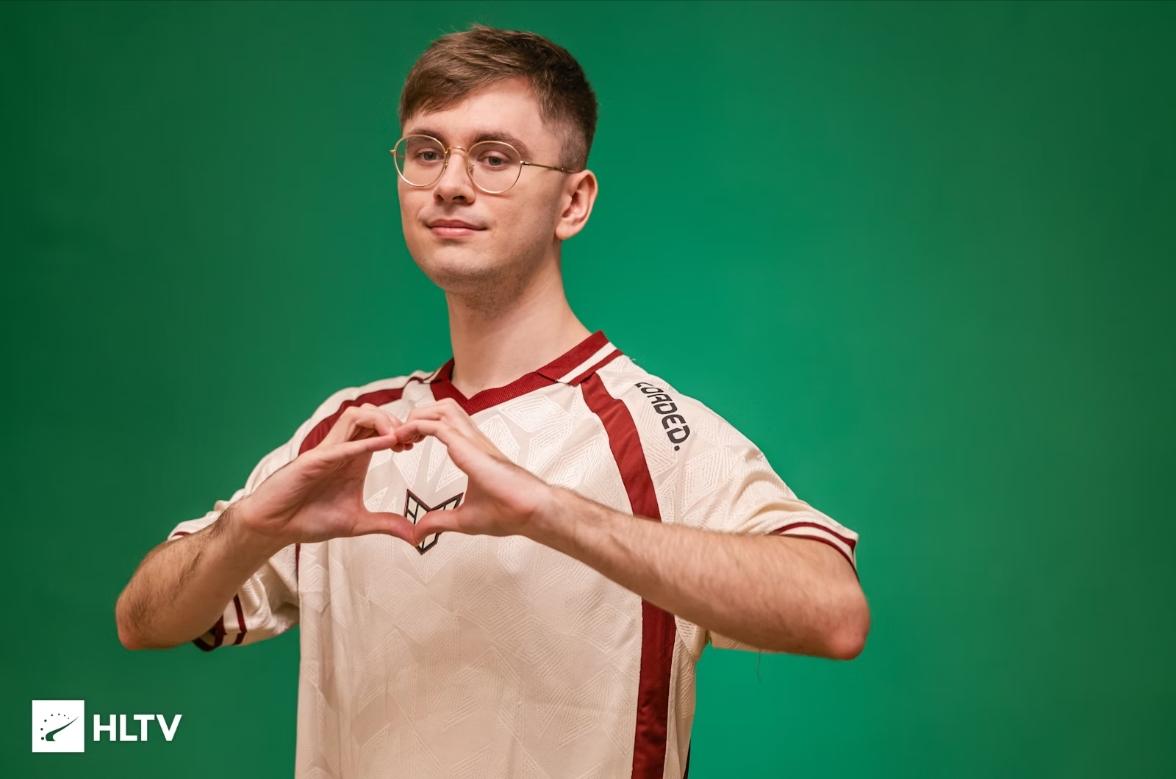 前不到一周, Mroze, en可能无 前不到一周, Mroze, en可能无